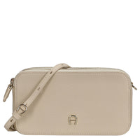 macadamia blanche