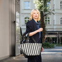 reisenthel shopper M - Shopper 51 cm (summerstripes black) - Ansicht 4