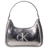 Calvin Klein Bold Monogram Metall - Schultertasche 43 cm (silver metallic) - Markenkoffer