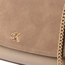 Calvin Klein Chain Brushed Medium - Umhängetasche 29 cm (desert taupe) - Ansicht 4
