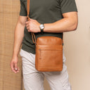 The Chesterfield Brand Anzora - Umhängetasche 27 cm (cognac) - Ansicht 7