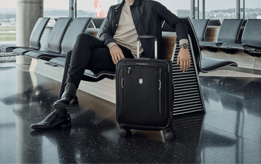 Wie lange vor Abflug sollte ich am Flughafen sein? - Markenkoffer