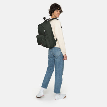 Eastpak selection Out Of Office 27 - Rucksack 13" 44 cm (refleks meta pink) - Markenkoffer