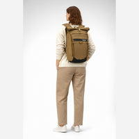 KI-generierte Darstellung – Thule Paramount 24 - Rucksack 17" 53 cm (nutria)