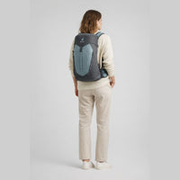 KI-generierte Darstellung – Deuter AC Lite 22 SL - Women's Wanderrucksack 56 cm (shale-graphite)