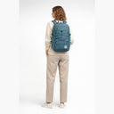 KI-generierte Darstellung – Fjällräven Skule 24 - Rucksack 47 cm (nimbus blue)