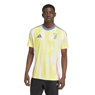 adidas Juventus Turin Fußball - Auswärtstrikot 24/25 Men (pure sulfur, M) - Markenkoffer