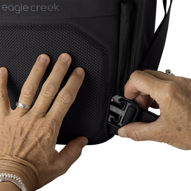 Eagle Creek Ranger Backpack 16 - Wanderrucksack 47 cm (black) - Ansicht 8