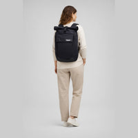 KI-generierte Darstellung – Thule Paramount 24 - Rucksack 17" 53 cm (black)
