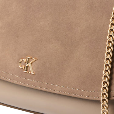 Calvin Klein Chain Brushed Medium - Umhängetasche 29 cm (desert taupe) - Markenkoffer