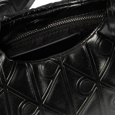 Calvin Klein Puffer Emblem - Umhängetasche 26 cm (black) - Markenkoffer