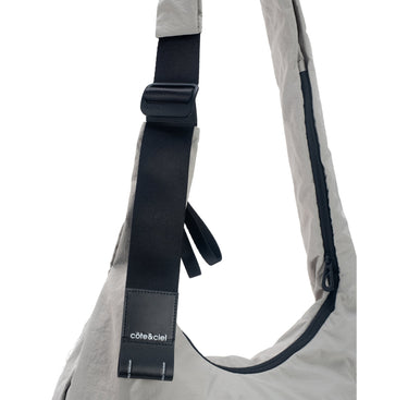 Côte&Ciel Hyco S Smooth - Umhängetasche 43 cm (light grey) - Markenkoffer