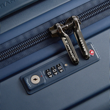 Delsey Paris Allure - 4 - Rollen - Trolley M 65 cm (marineblau) - Markenkoffer