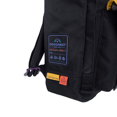 Doughnut Macaroon Happy Camper 16 - Rucksack 38 cm (black) - Ansicht 4