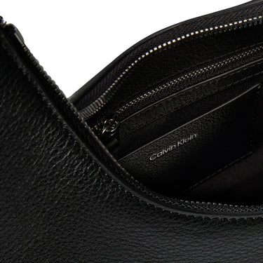 Calvin Klein Slouchy - Schultertasche 33.5 cm (black) - Ansicht 3