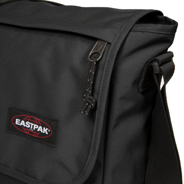 Eastpak Delegate + - Schultertasche 17" 38.5 cm (black) - Ansicht 4
