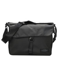Eastpak selection Delegate + - Schultertasche 17" 38.5 cm (tarp black 2) - Markenkoffer