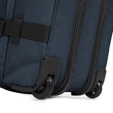 Eastpak selection Transit R 78 - Rollenreisetasche M 67 cm (triple denim) - Markenkoffer