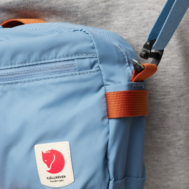 Fjällräven High Coast Crossbody - Umhängetasche 24 cm (dawn blue) - Markenkoffer