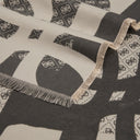 Guess Jacquard Kefiah - Tuch 135x135 cm (black) - Markenkoffer