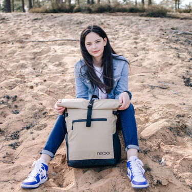 Neoxx VIBE Roll Top - Rucksack 15" 45 cm USB (nomadic) - Markenkoffer