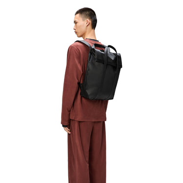 Rains 2 Way - Rucksack 16" 58 cm (black) - Markenkoffer