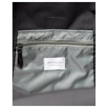 Sandqvist Sture - Reisetasche 48 cm (black with black webbing) - Markenkoffer