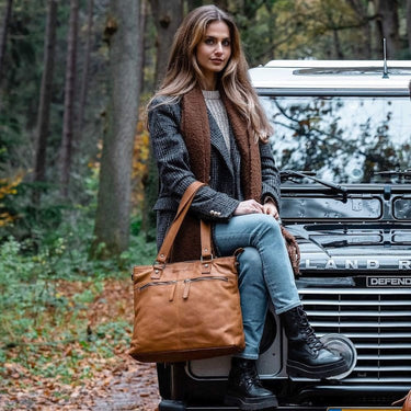 The Chesterfield Brand Rome - Shopper 14" 38 cm (cognac) - Markenkoffer