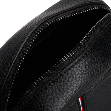 Tommy Hilfiger Central - Mini Umhängetasche 22 cm (black) - Markenkoffer