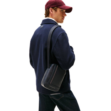 Tommy Hilfiger Central - Mini Umhängetasche 22 cm (space blue) - Markenkoffer