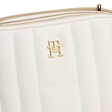 Tommy Hilfiger Feminine Camera - Umhängetasche 20 cm (ivory petal) - Markenkoffer