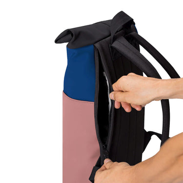 Ucon Acrobatics Hajo Mini Lotus Rolltop - Rucksack 16'' 42 cm (royal blue - dark rose) - Markenkoffer